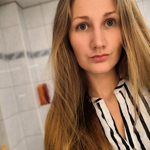 Laura - Lehrkraft für Mathematik - Waltrop