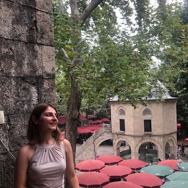 Emine Mazman - Türkçe öğretmeni - 