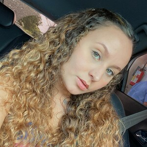 Maria Eduarda - Prof de explicações - 
