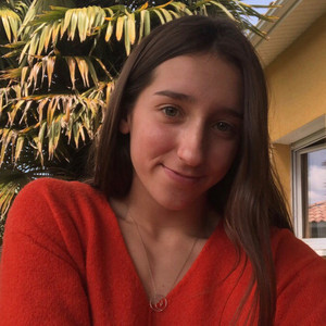 Sarah - Prof de maths - Saint-Étienne