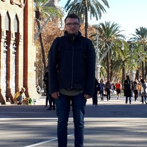 Adem - Prof de chimie - Liège