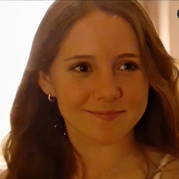 Sasha - English Speaking Tutor - 