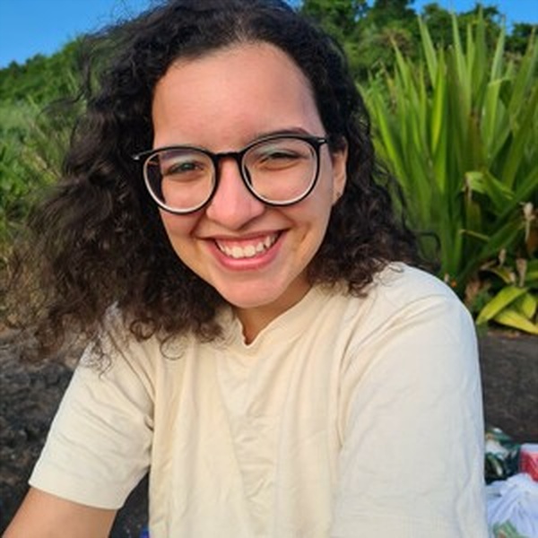 Mayda - Professor de português para estrangeiros - Botafogo