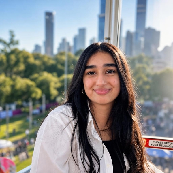 Alia - Art and design tutor - Hobart