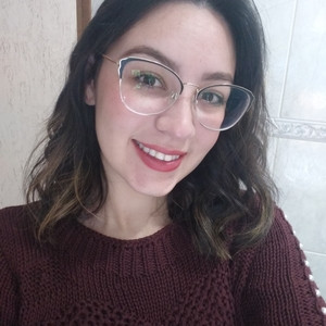 Júlia - Professor de reforço escolar - Águas de Lindóia