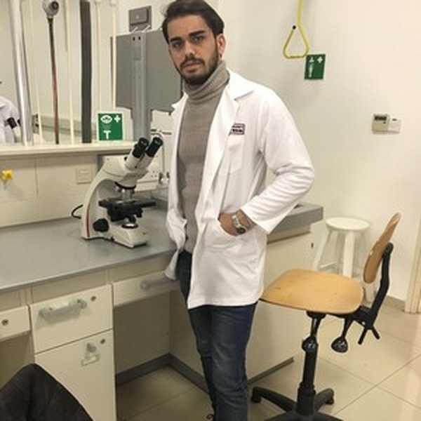 Ismet - Matematik öğretmeni - 