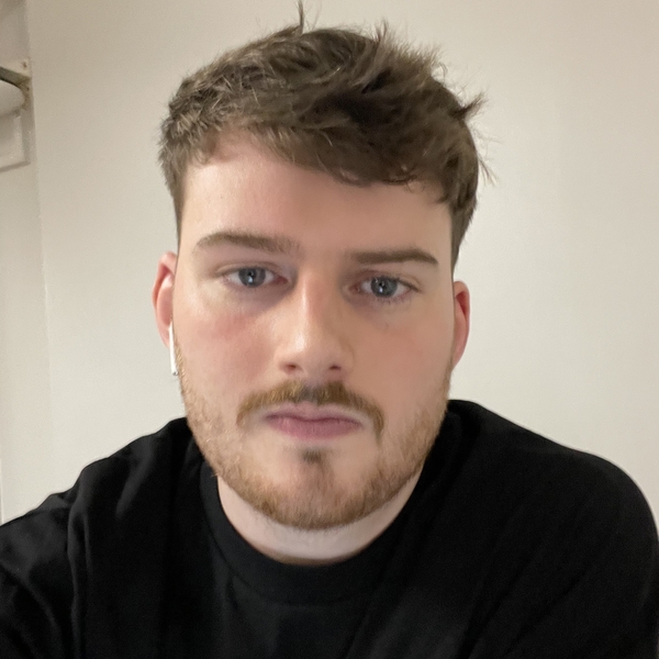 Peter - Political economy tutor - London