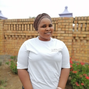 Siphiwokuhle - English tutor - Newcastle