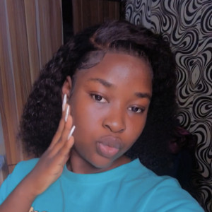 Omotola - English tutor - Lagos