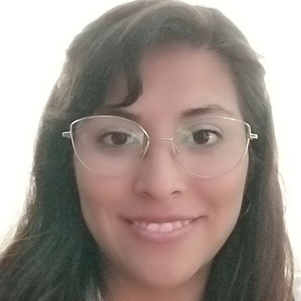 Estela - profesor de enfermería - San Martín
