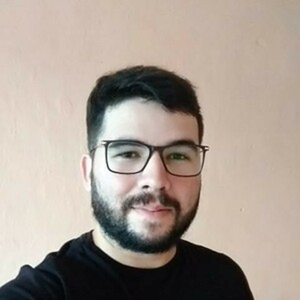 Ruan - Prof de inglês - Equador