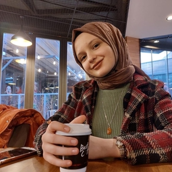 Zeynep - Matematik öğretmeni - 34110