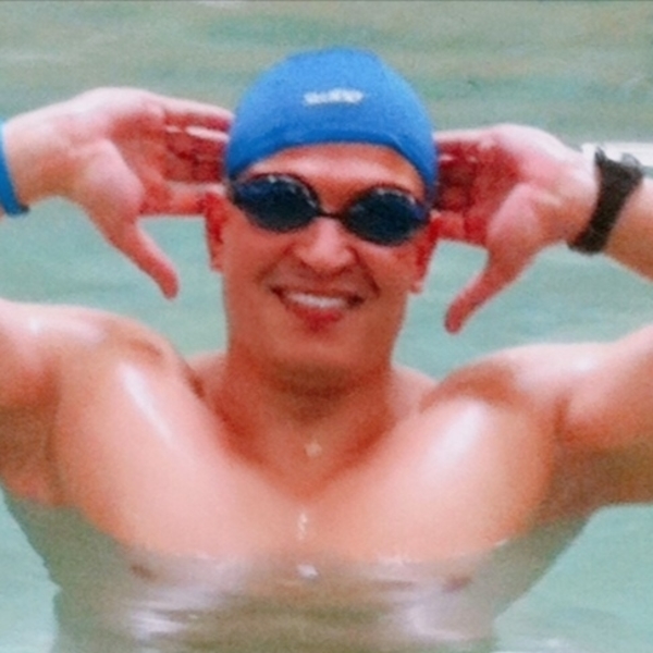 Sauveteur-maître-nageur masseur-sportif - Prof de natation - Paris 4e