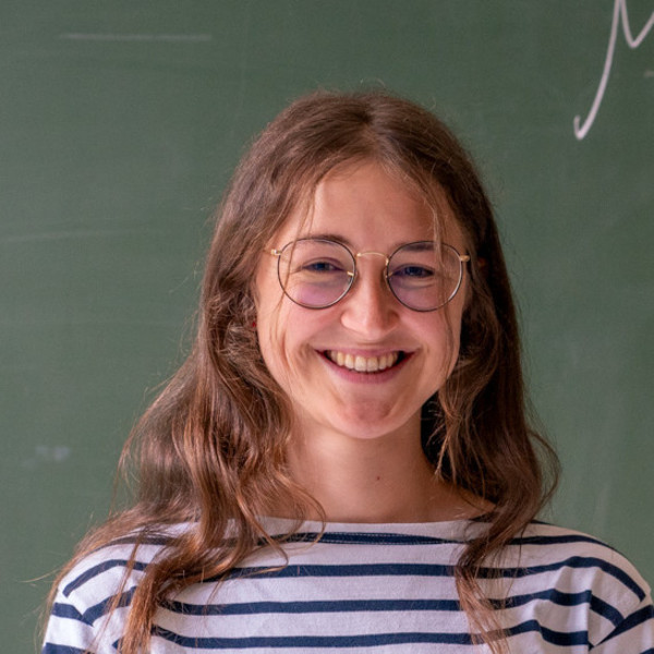 Améline - Prof de maths - Bruxelles