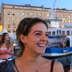 Marie - Prof de sciences politiques - Paris 18e