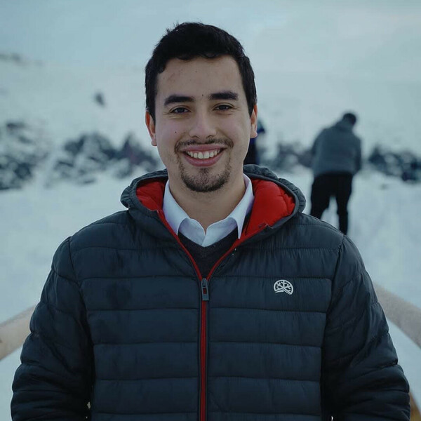 Victor - profesor de física - Talca