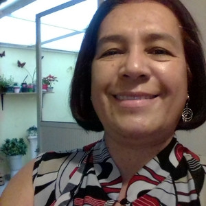 Elizabeth - Profesor de matemática - Acámbaro