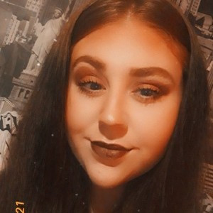 Naomi - English tutor - Salford