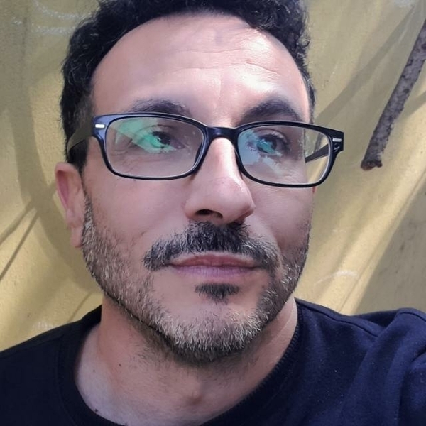 Christian - profesor de ciencias sociales - La Plata