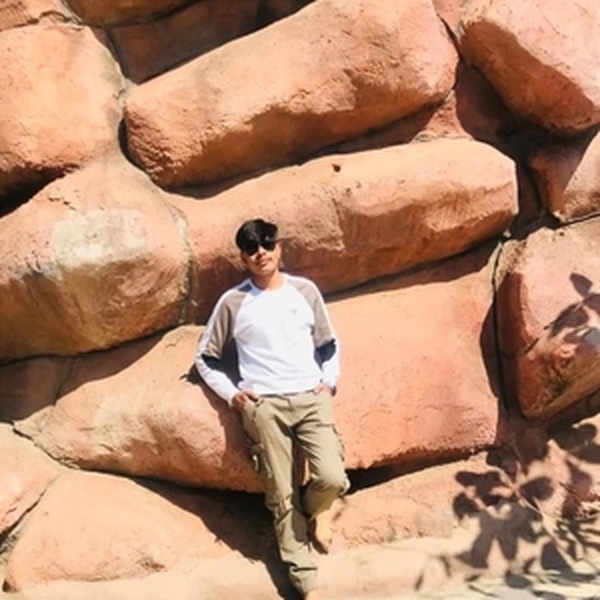 Akash - History tutor - Ahmedabad