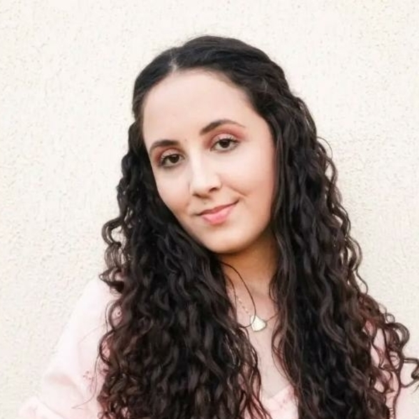 Mariana - Professor de matemática - Florianópolis