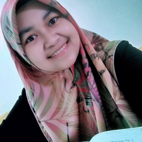Syazwani - Malay teacher - Kuala Terengganu
