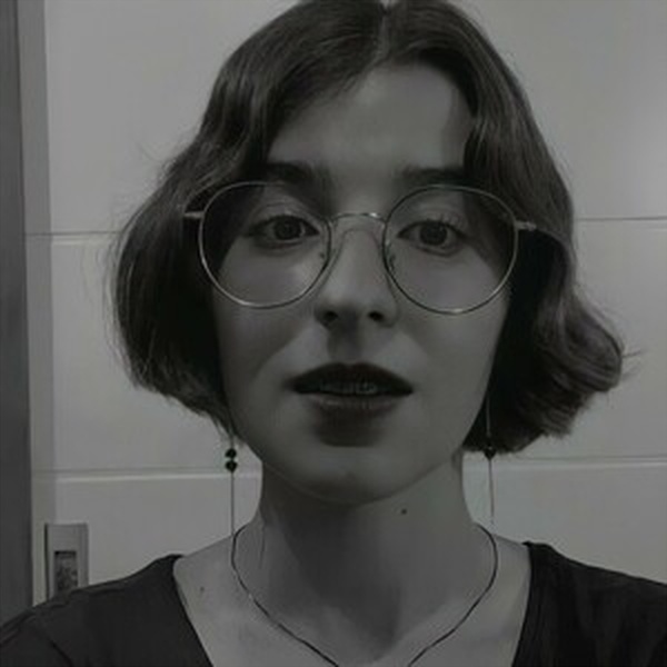 Giovana - Professor de Português do Brasil - 