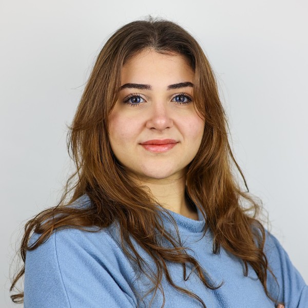 Joy - Prof de SVT - Lyon