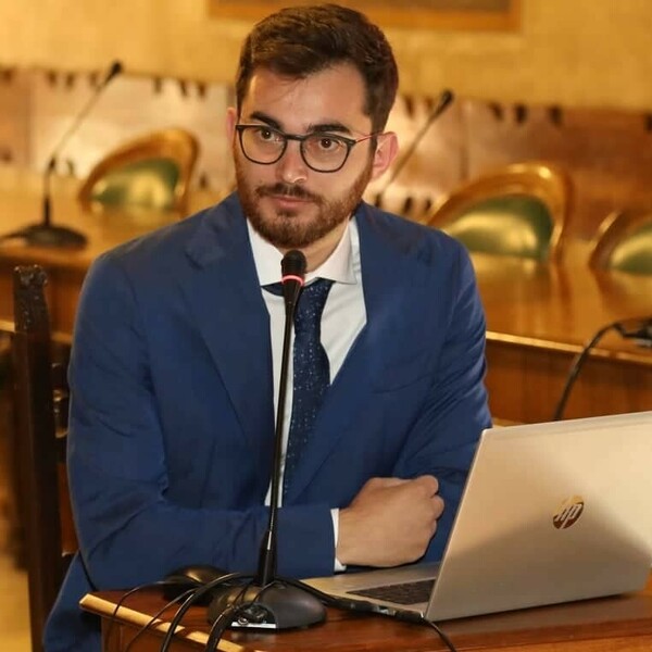 Roland - Italian tutor - 