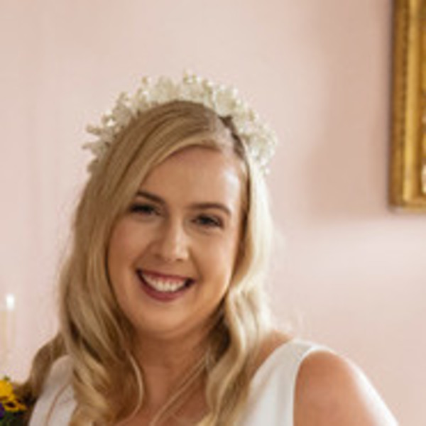 Amanda - Accounting tutor - Swords