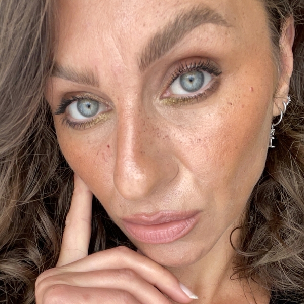 Lya - Prof de maquillage - Caen