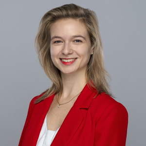 Stella - Prof de droit des affaires - Paris