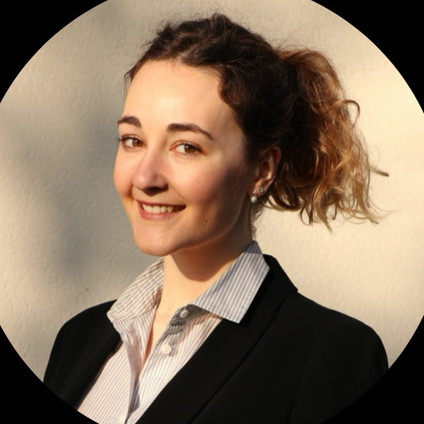Louise - Prof de guitare - Les Herbiers