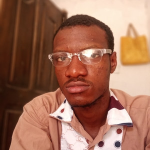 Raphael Ifiok - Maths tutor - Lagos