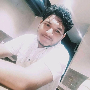 Shivendra - Biology tutor - Bah