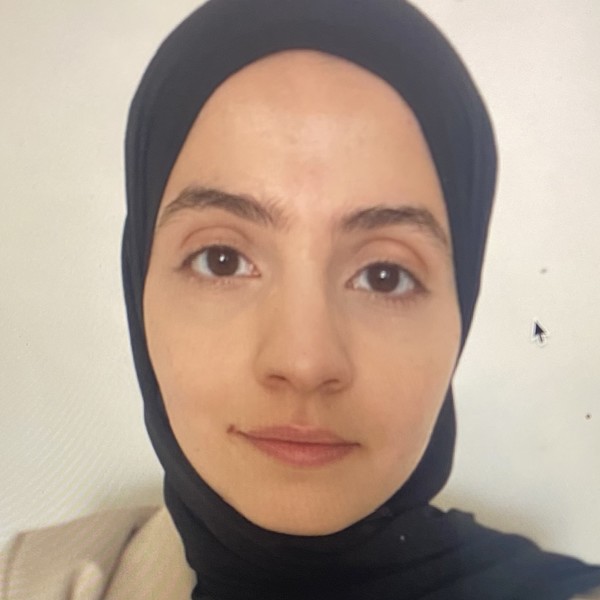 Maryam - Prof d'anglais - Orléans