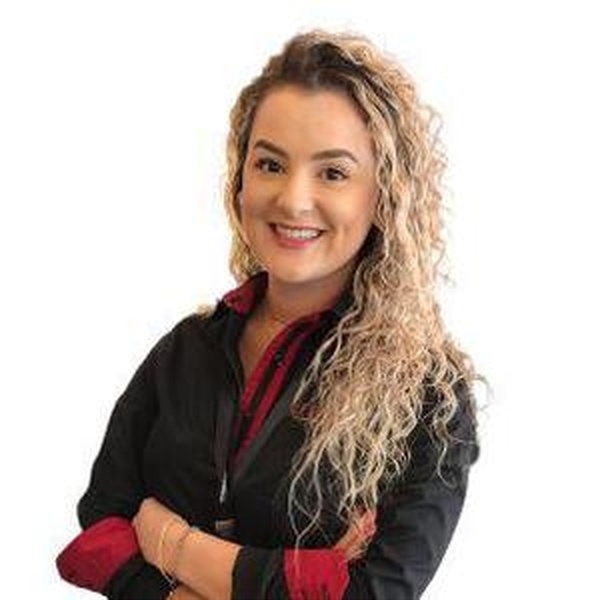 Paula - Professor de biologia - Içara (Santa Catarina)