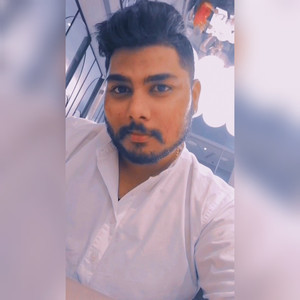 Naviin - Biology tutor - Kluang