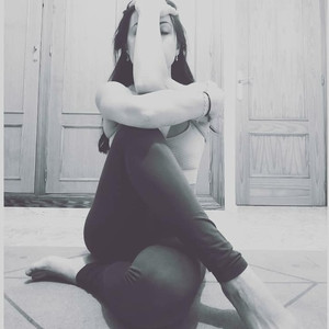 Jennifer - Profe de yoga - Zamora