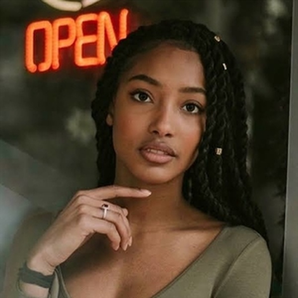 Chinaza - English tutor - Lagos