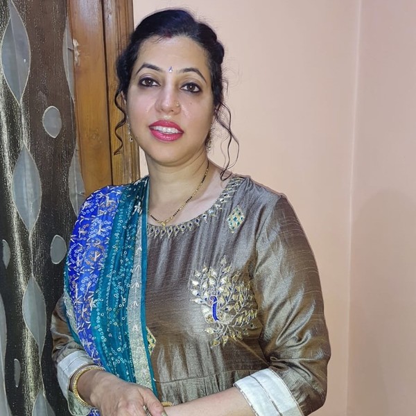 Anjula - Embroidery teacher - Chandigarh