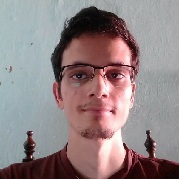 Bruno - Professor de reforço escolar - Centro