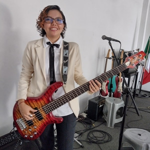 Zurisaday - Profe de guitarra acústica - Tapachula de Córdova y Ordoñez