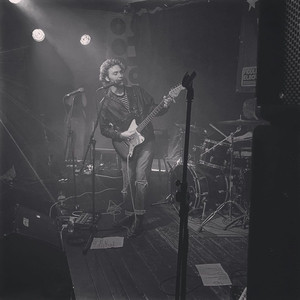 Isaac - Guitar tutor - London