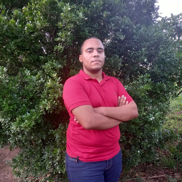 Tiago - Professor de matemática - Lagoa do Itaenga