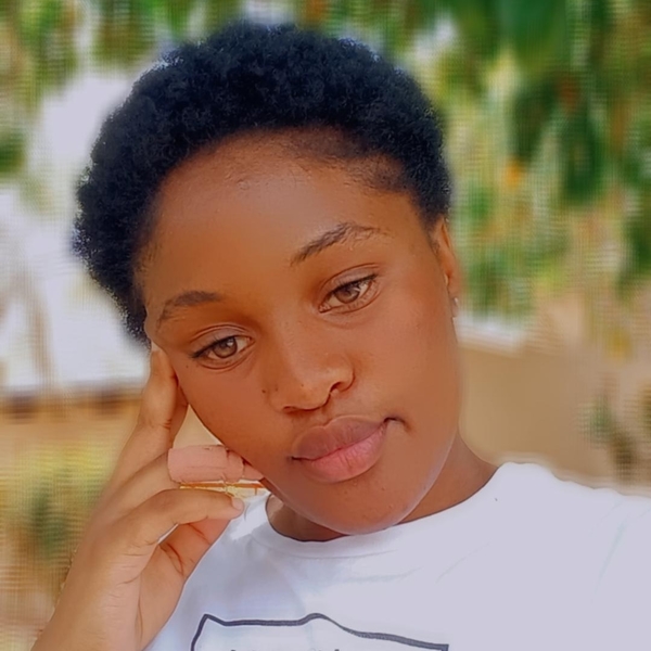 Khanyisile - Maths tutor - Mbombela