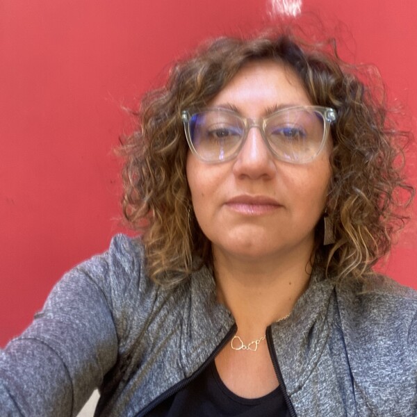 Ninnette - Profe de matemática - Santiago