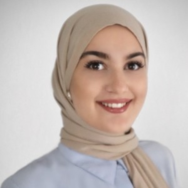 Derya - Lehrkraft für Englisch - Weingarten