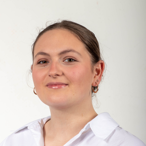 Roxane - Prof de physique - chimie - Paris