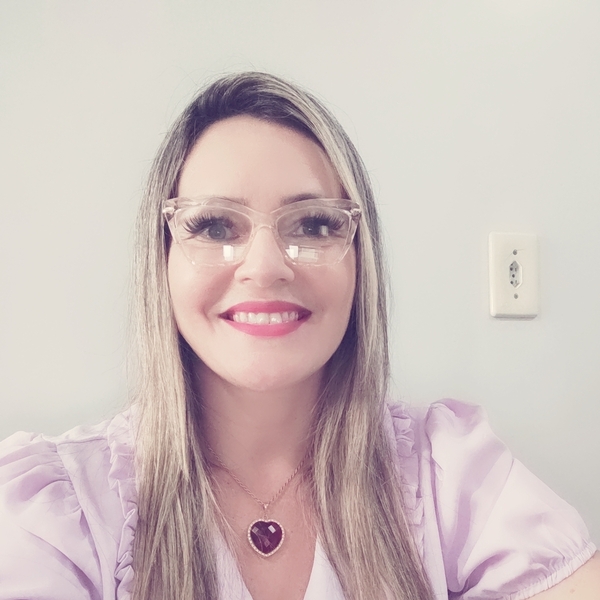 MARIA ELIZABETE DE OLIVEIRA - Professor de português para estrangeiros - 